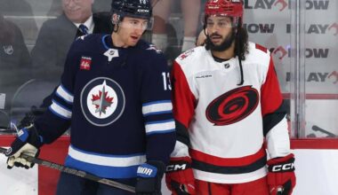 Hurricanes win 7th straight, defeat Jets