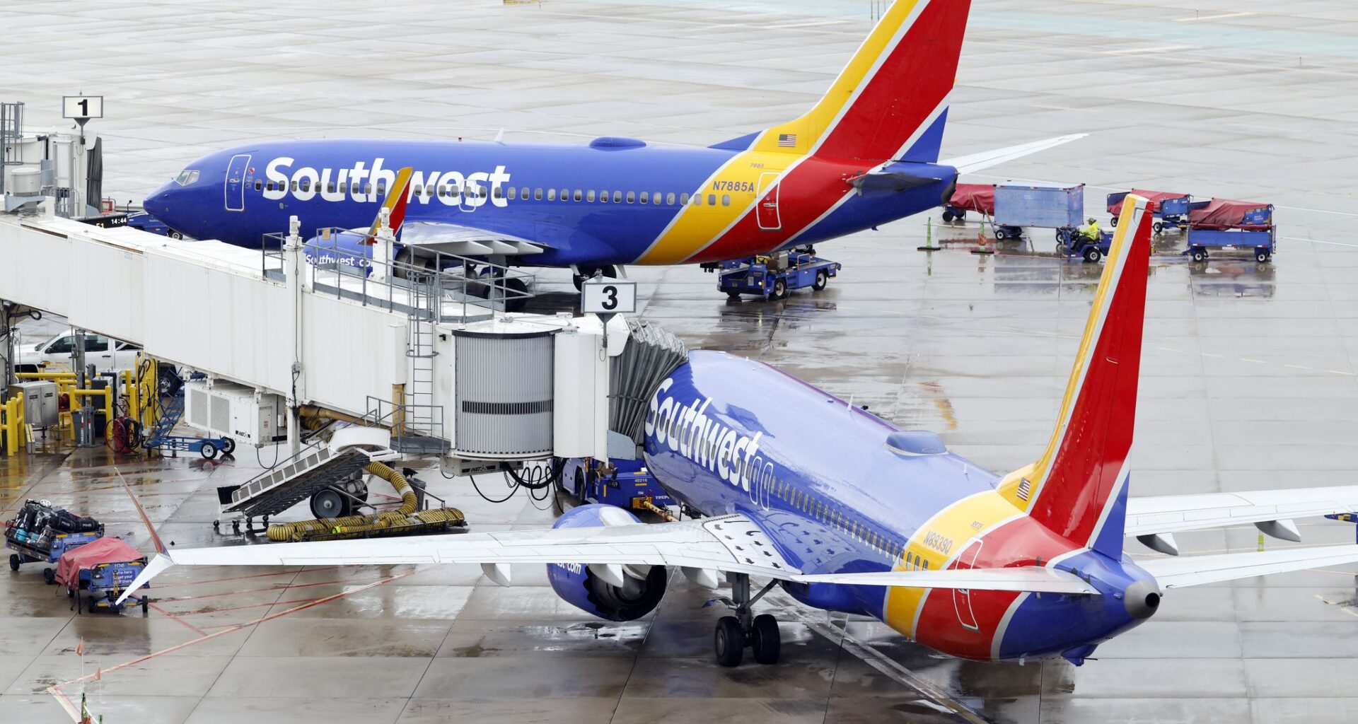Southwest Rapid Rewards changes add 3 new tiers in 2027