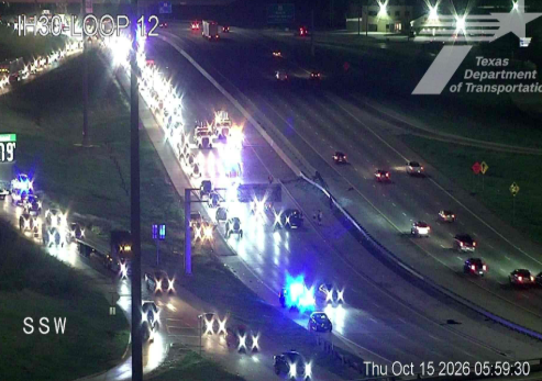 Heavy traffic follows crash on northbound Loop 12 in far west Dallas