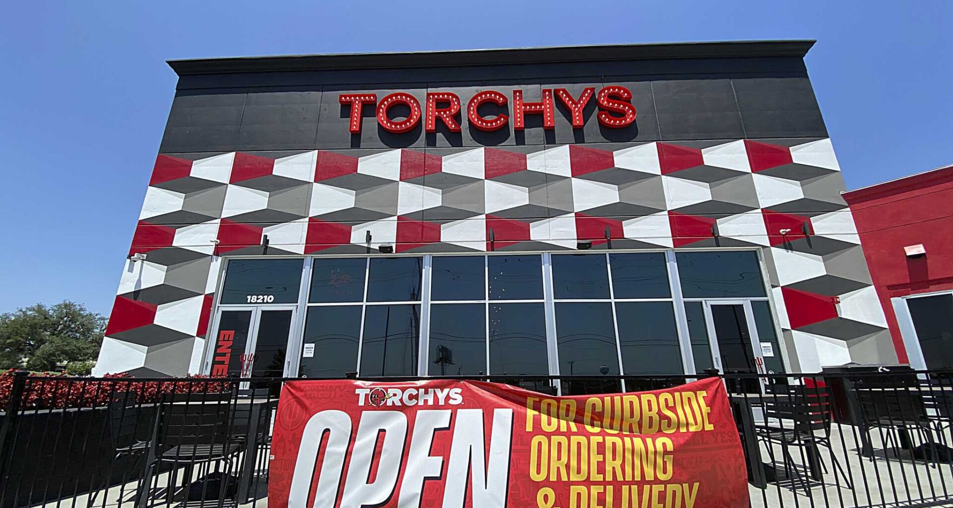 Texas woman sues Torchy's Tacos after finding cow tooth in her food