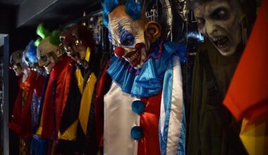 Creepy clowns invaded San Antonio, causing hysteria. Here's why.
