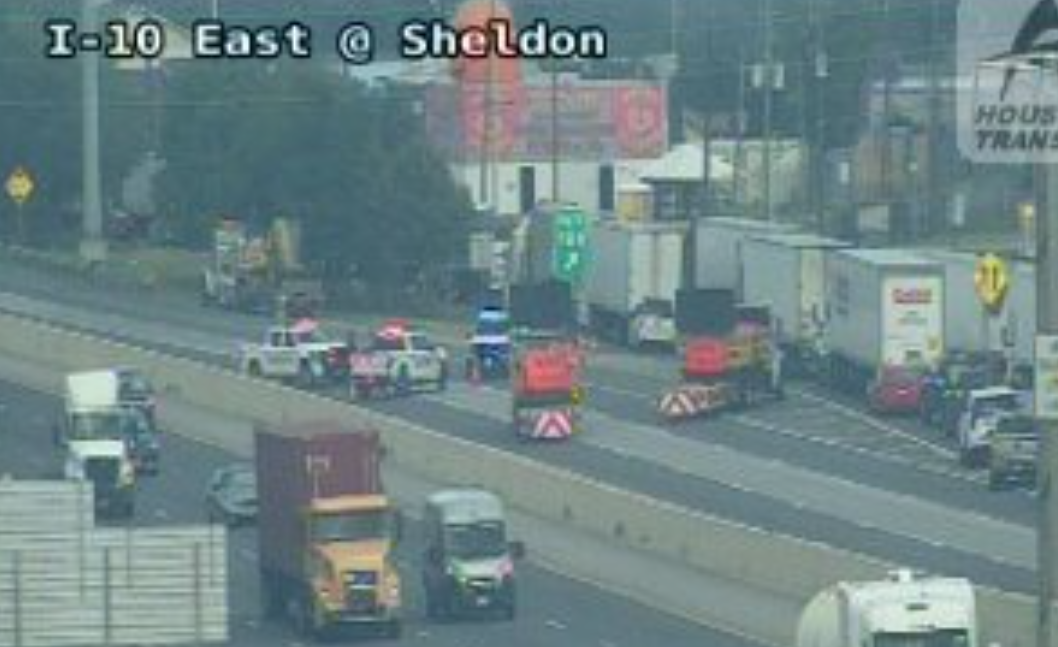 Deadly crash shuts down I-10 East Freeway in Channelview