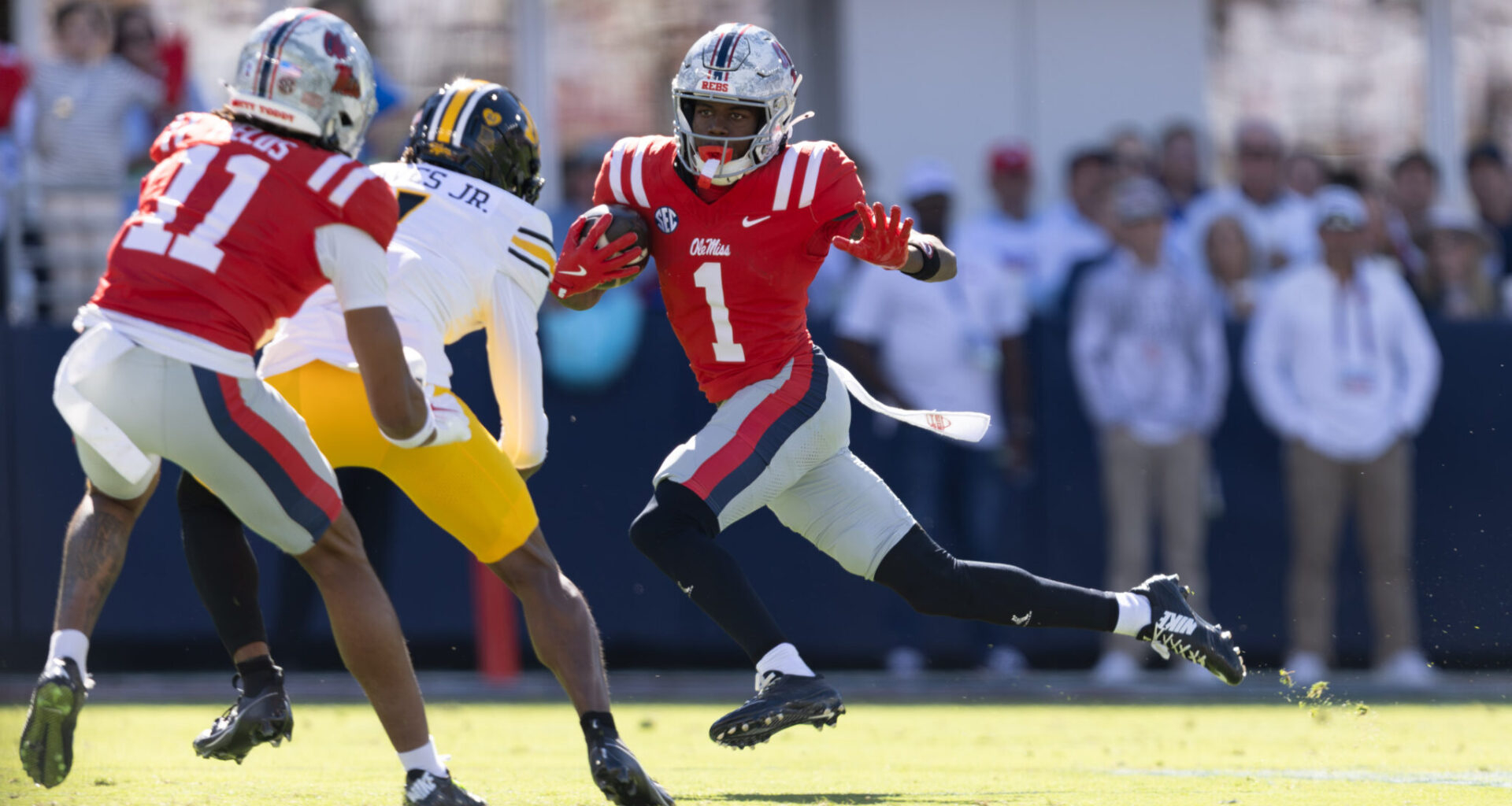 Rebel football travels to Austin for significant road test – The Daily Mississippian