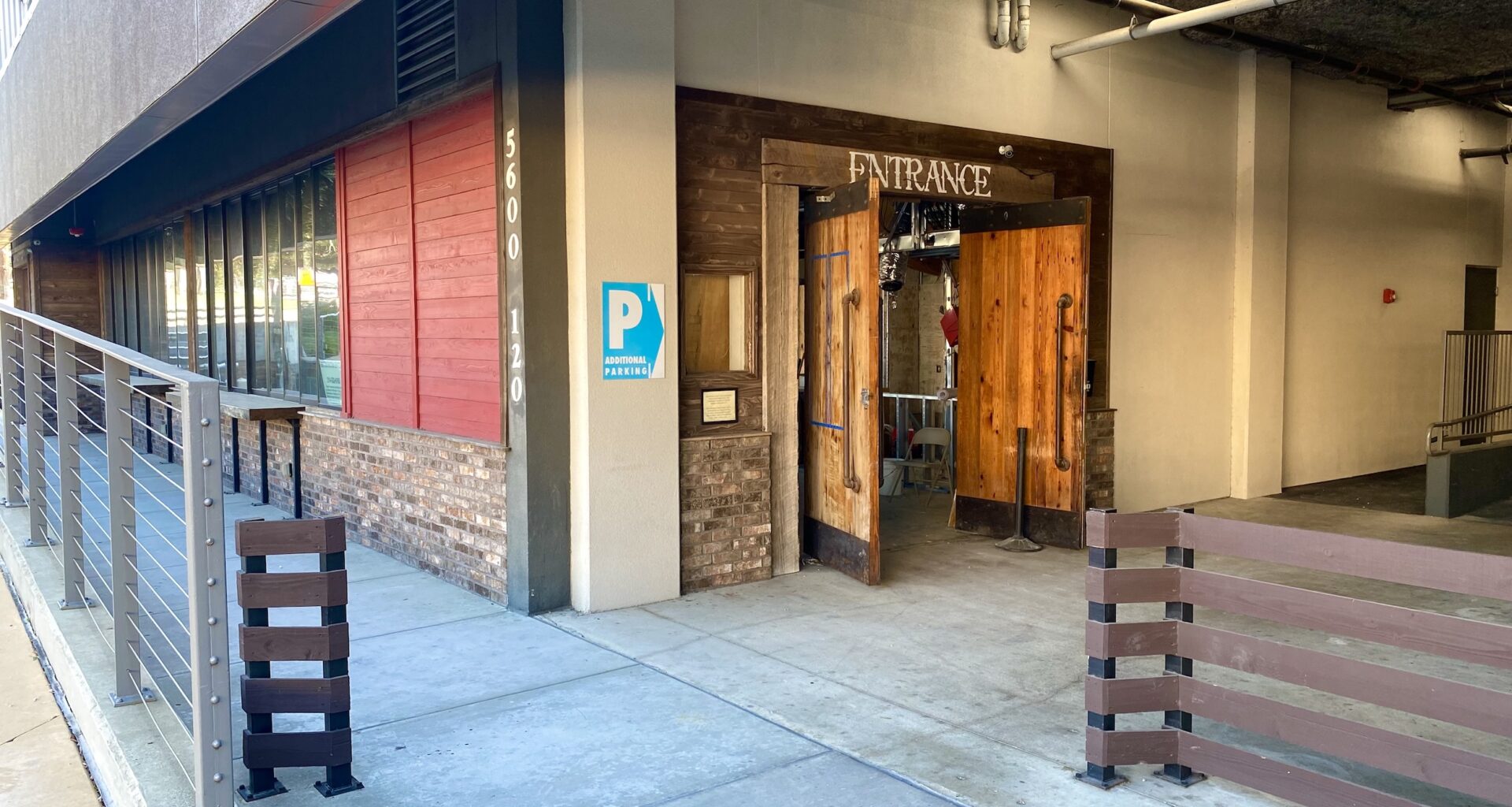 The exterior of the new Barsella's pizza