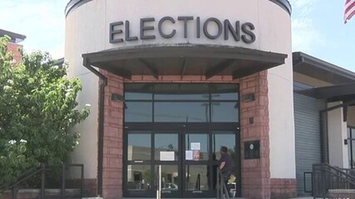 Bexar County voters claim voting machines switched or removed selections