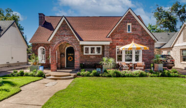 Historic Old East Dallas neighborhood marks land rush with home tour