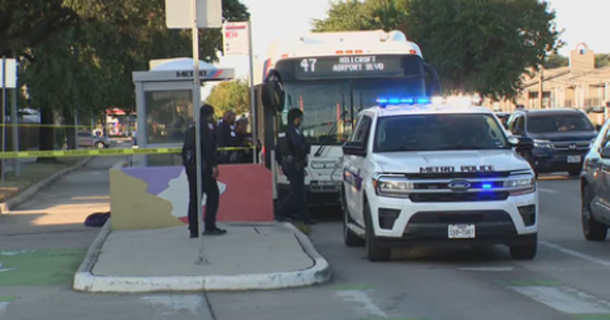Houston METRO bus passenger shot with suspected pellet gun; 2 wanted