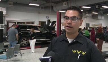 Barbara Jordan Center opens student-operated auto shop