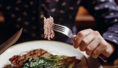 Texas Roadhouse customer claims he got sirloin instead of filet 3 times