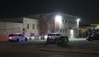 Baytown shooting: Man shot outside bar on West Texas Avenue, suspect on the run