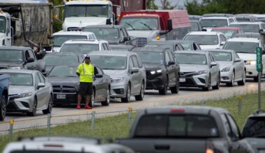 Texas 71 reopens in Del Valle after crash leaves 2 injured