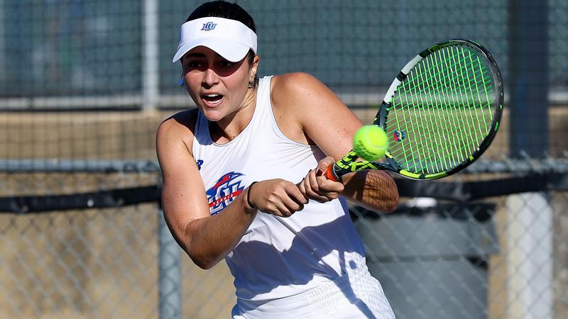 De Bernardo Makes History, Punches Ticket To Inaugural ITA National Championships