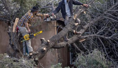 Flood warning lingers in Four Corners as soaked towns face sewage-tainted waters. 1 death reported