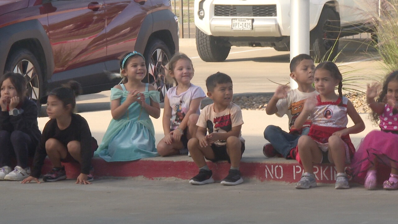RED RIBBON PARADE photo.jpg
