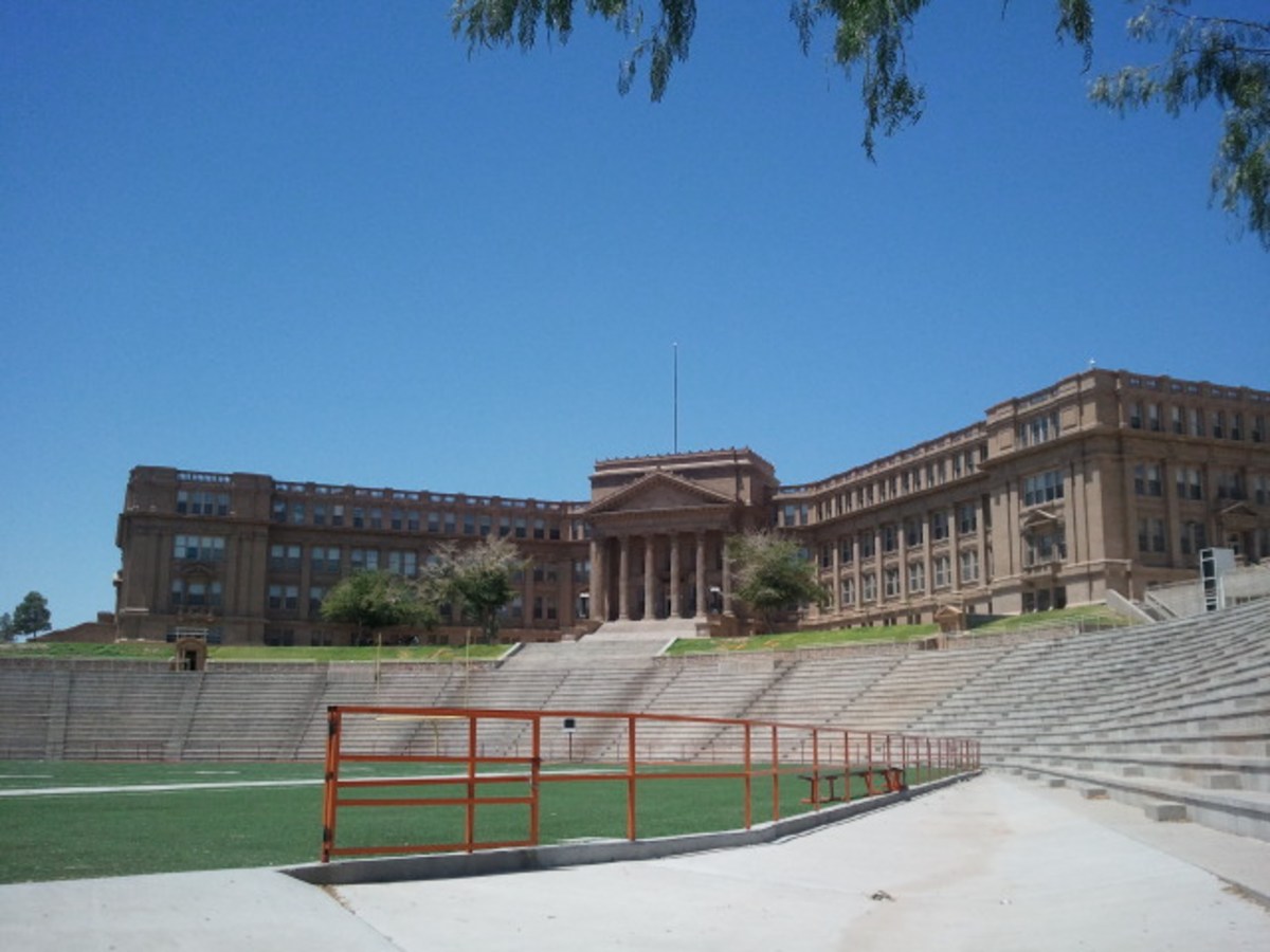 El Paso High School's Stadium Started Texas Friday Night Lights
