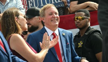 Trump returning to Texas for a high-stakes push to keep the state in Republican hands