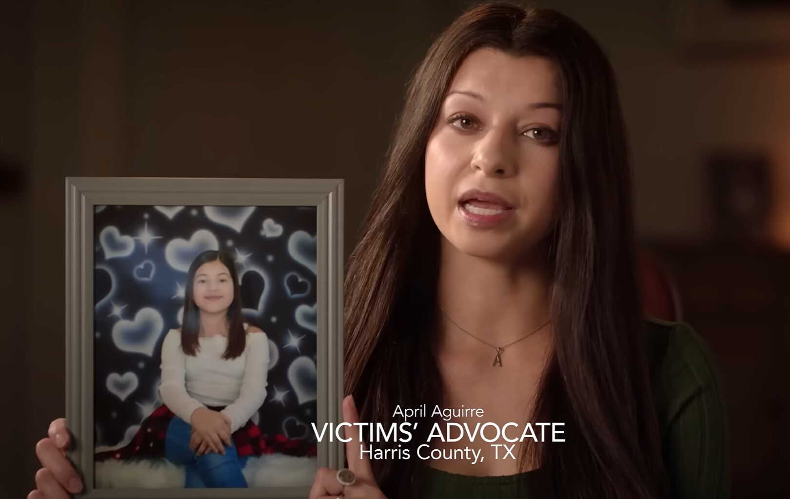 Arlene Alavarez's mom demands Greg Abbott remove campaign ad