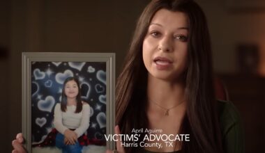 Arlene Alavarez's mom demands Greg Abbott remove campaign ad