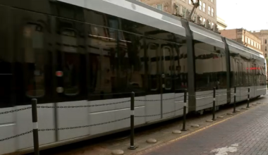 Man with gunshot wound rushed to hospital after exiting METRORail Red Line train, METRO Police Department says