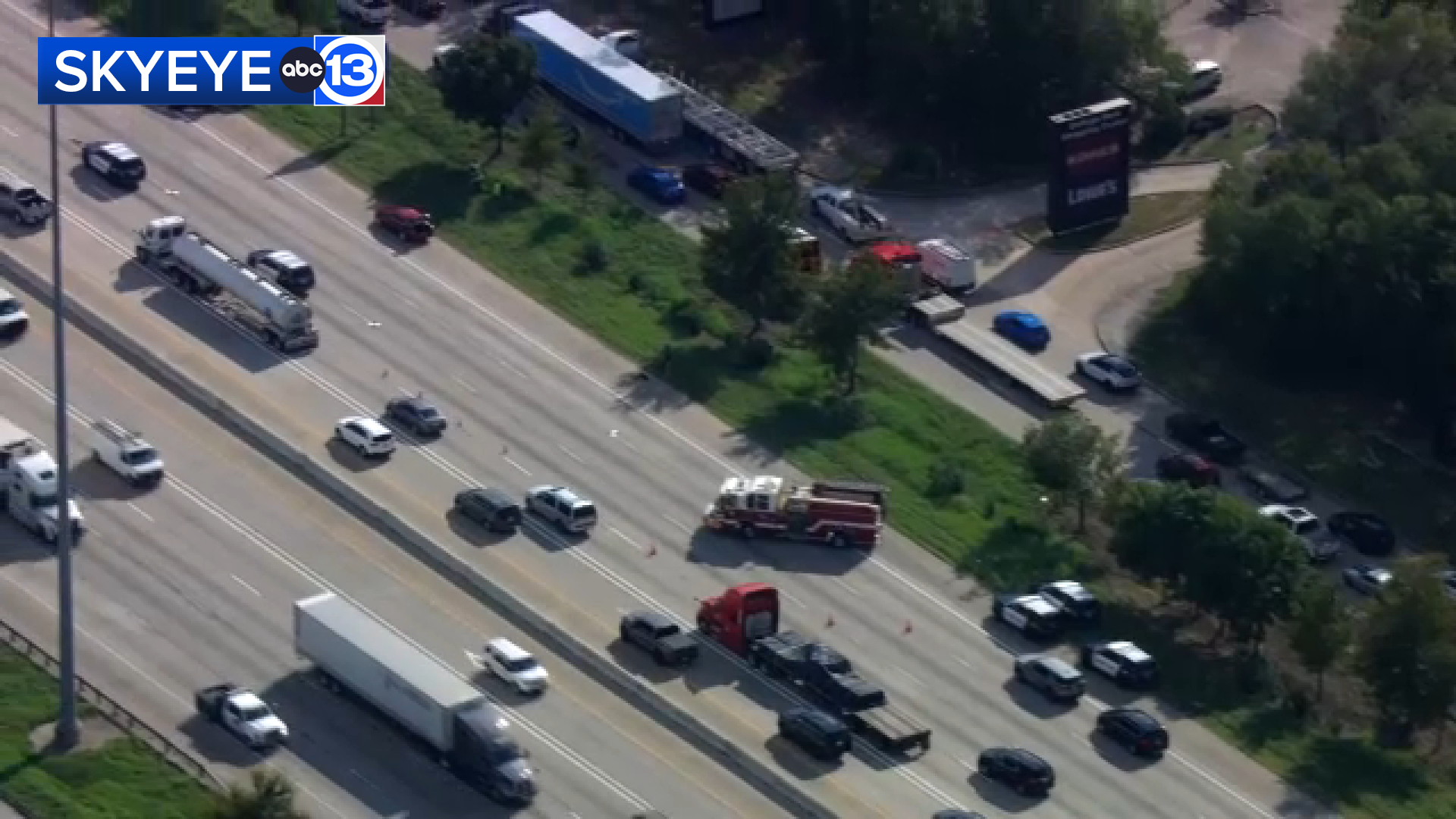 SkyEye13 covered the deadly crash investigation after Conroe PD said an accident involving an 18-wheeler occurred on northbound I-45.