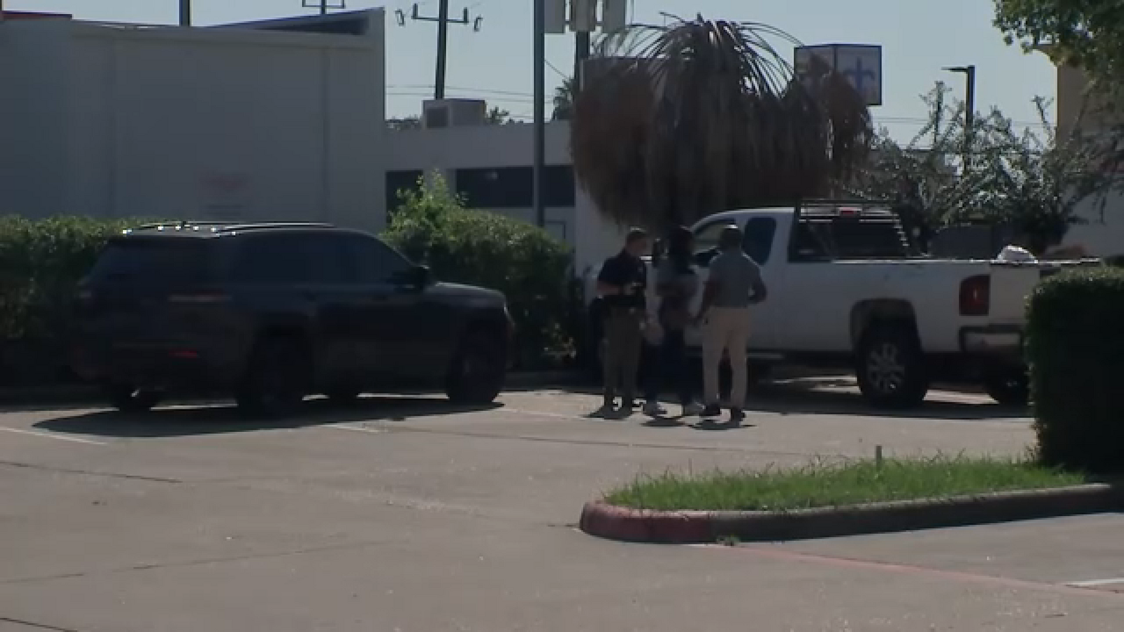 Man hospitalized after being struck by vehicle driven by ICE agent during chase on Clay Road in NW Harris County, HCSO says