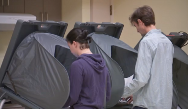 Harris County has 193 fewer Election Day poll sites for 2026 midterms compared to 2022, ABC News data shows