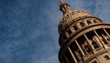 Comptroller to review Austin ISD finances