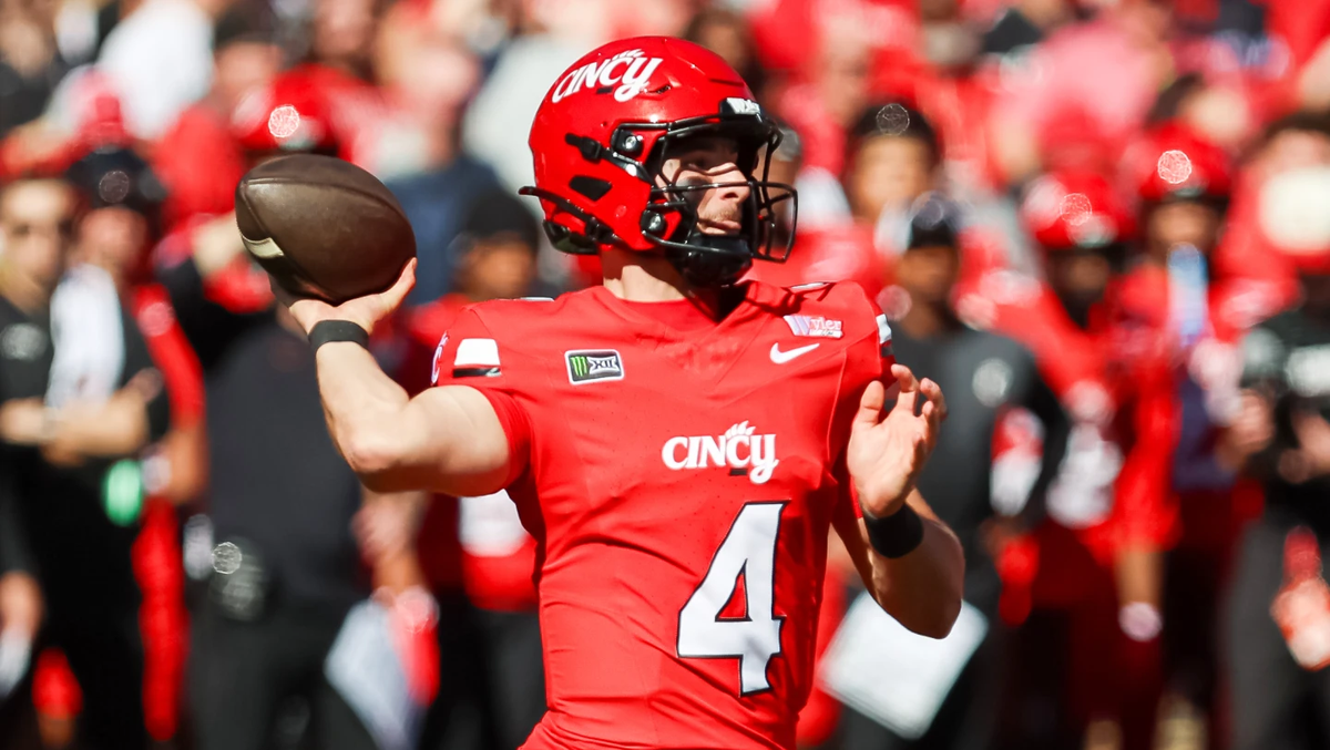 JC French has 4 TD passes as Cincinnati stuns No. 8 Texas Tech 37-24