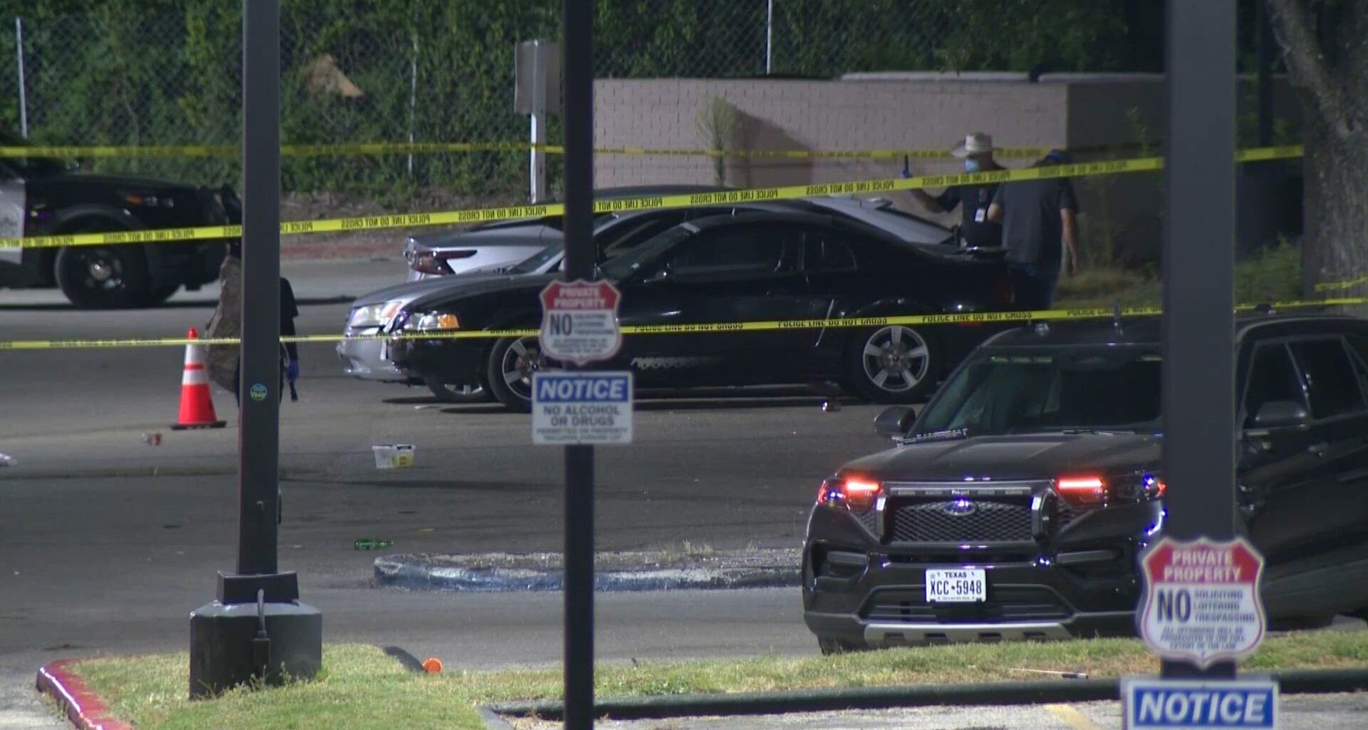 Austin police say more than 200 people were at scene of teen's fatal shooting, but few have come forward