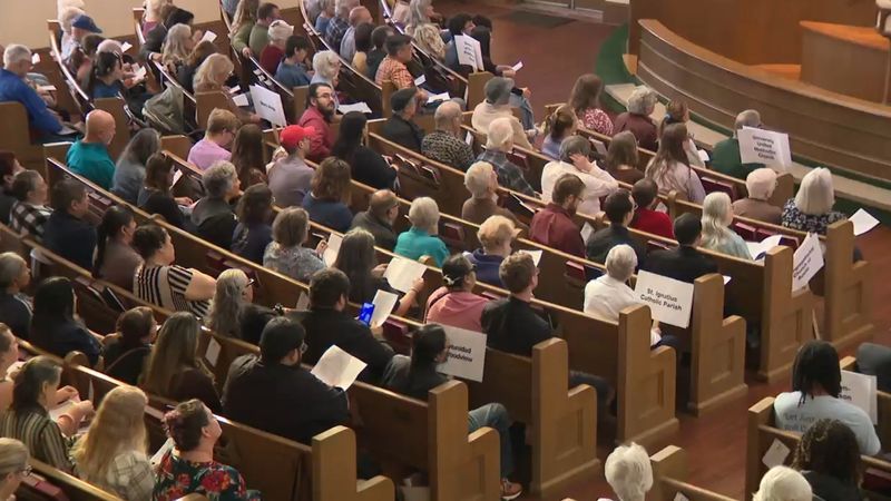 Early voting begins tomorrow across Texas, and Austin City Council races are among those on the ballot. (CBS Austin/Jane Page)
