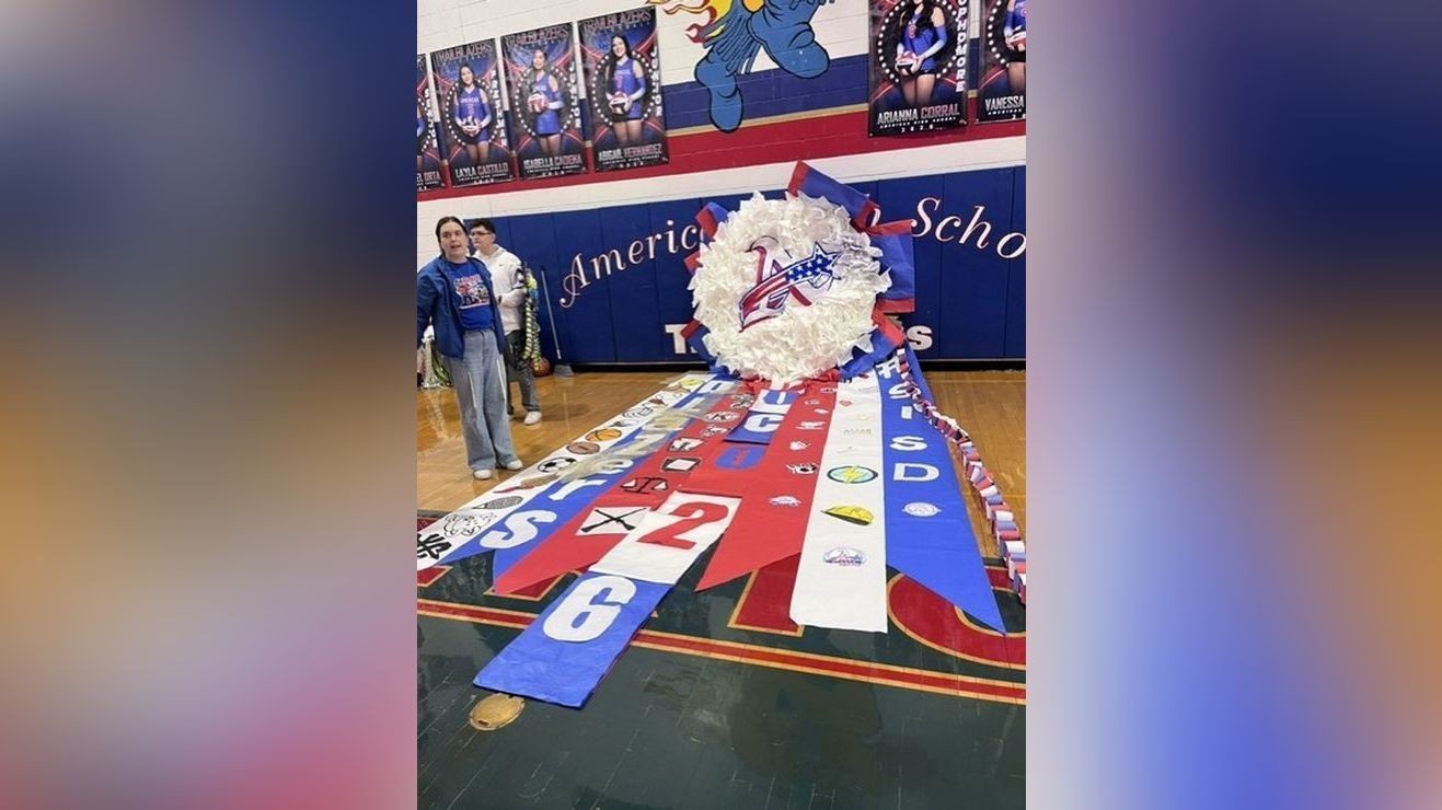 Americas High School students create Texas-sized homecoming mum