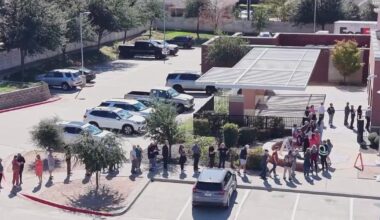 Early voting begins as North Texans make their voices heard