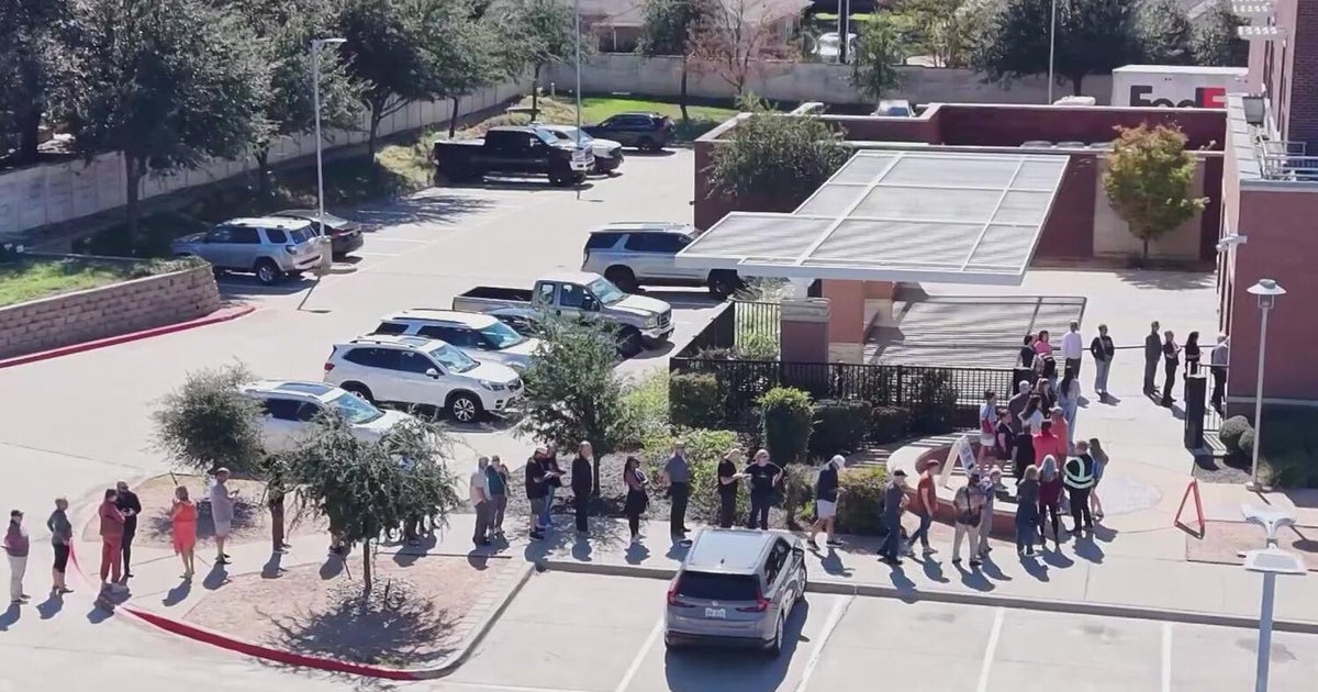 Early voting begins as North Texans make their voices heard