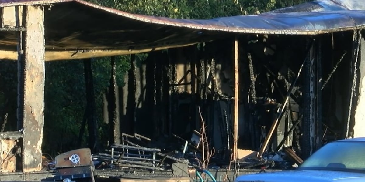 Mother, 4 young children killed in overnight Texas mobile home fire