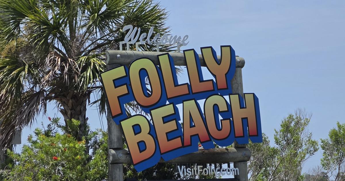 Folly Beach picks Texas firm to study short term rental cap