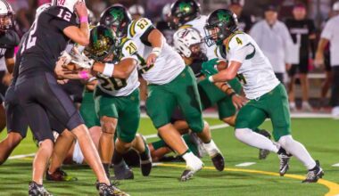 Rockport-Fulton football grinds out key win vs. CC London | Rockport Pilot