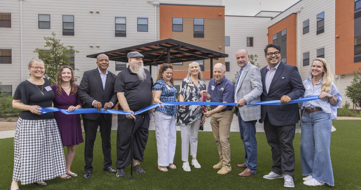 FHLB Dallas and Wells Fargo Celebrate the Grand Opening of Burleson Studios in Austin, Texas | Region