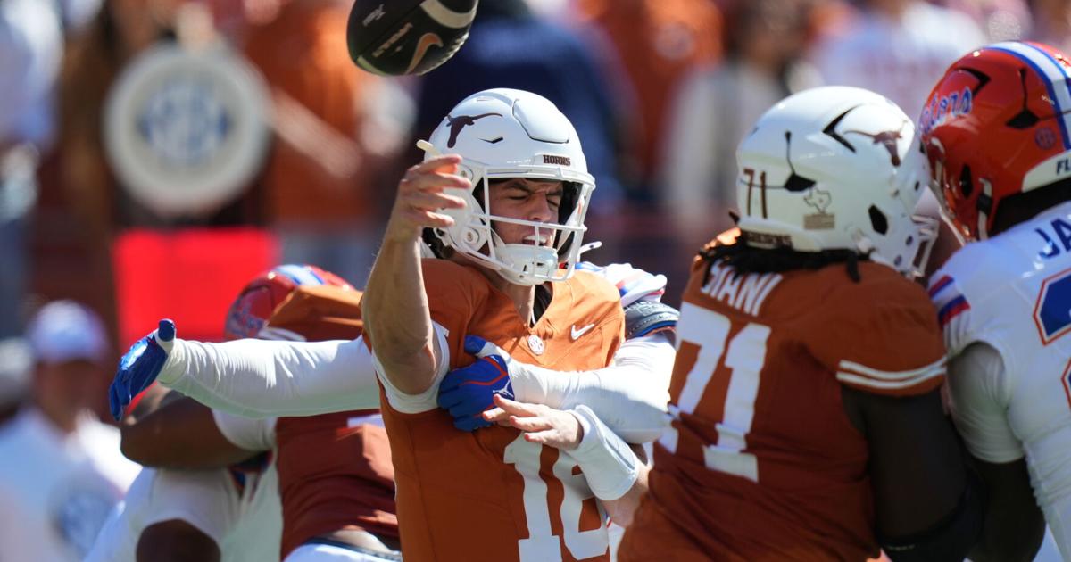Texas goes from No. 1 to two-game skid and coach says 'Everything needs to be evaluated' | National Sports