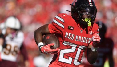 Williams, Roberts ignite No. 10 Texas Tech in 53-25 win over Arizona State