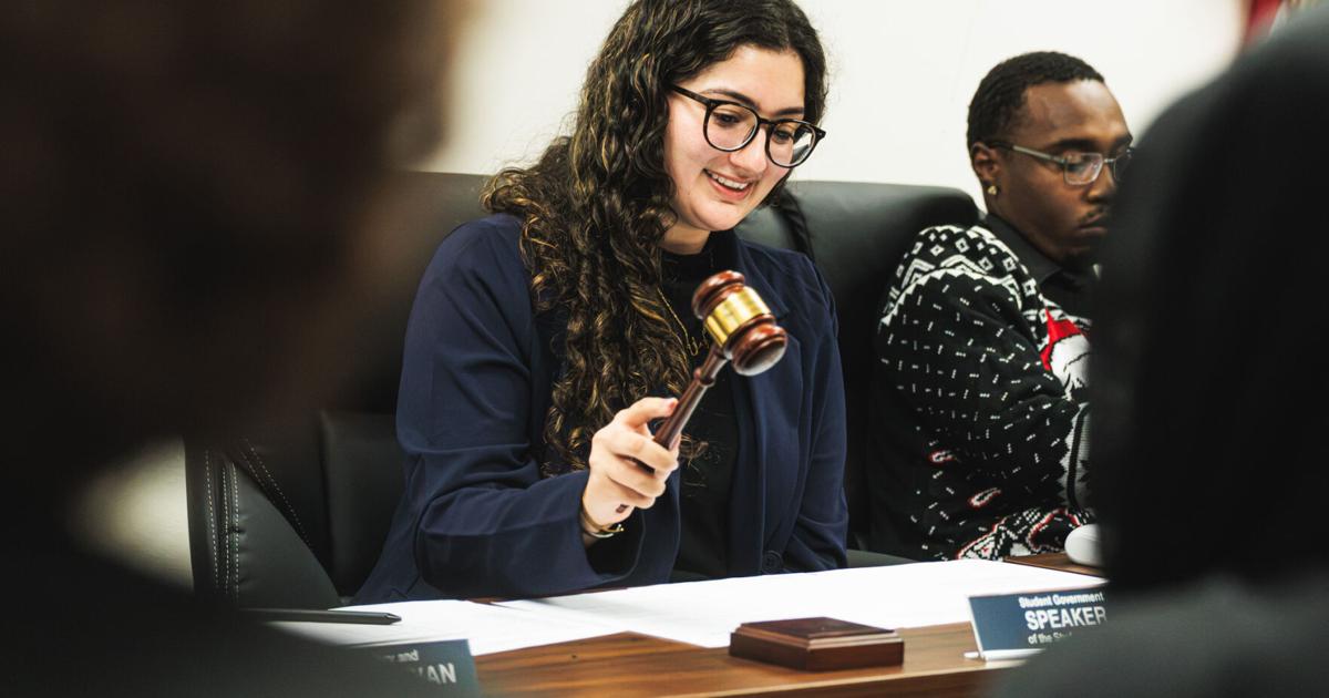 UTA Student Senate passes resolution to expand roommate pairing questions | Student Governance