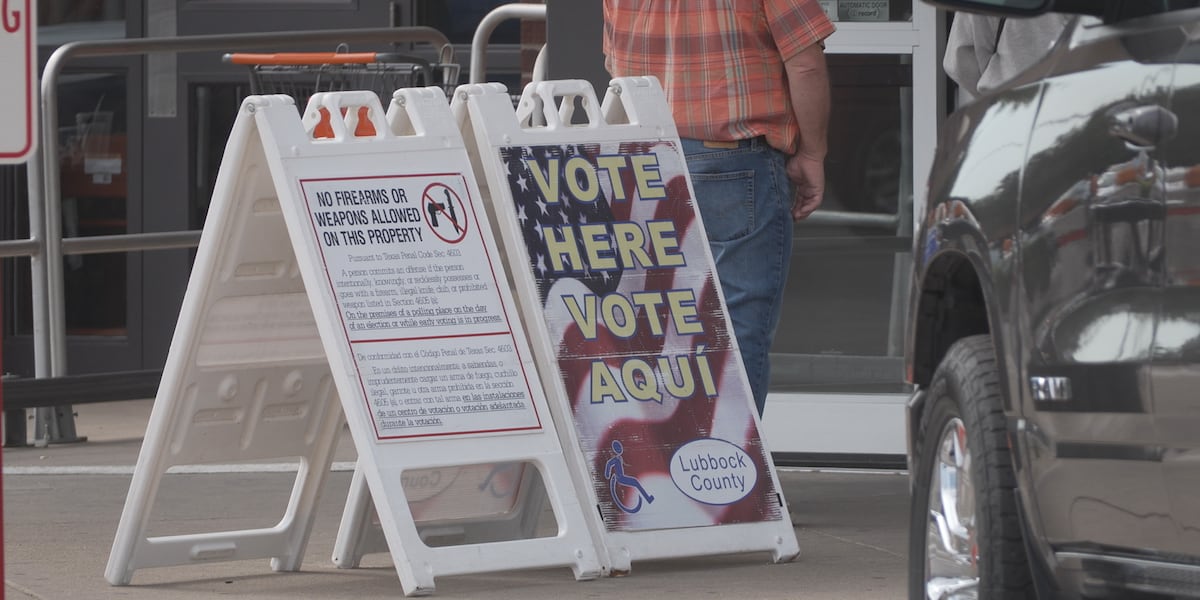 Early voting begins in Lubbock County