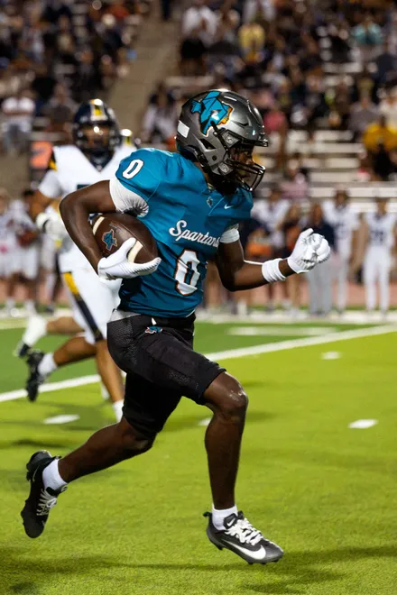 Pebble Hills’ LJ Bailey runs the ball against Eastwood during a District 1-6A football game Thursday, Oct. 1, 2026, at SAC 1 in El Paso, Texas.