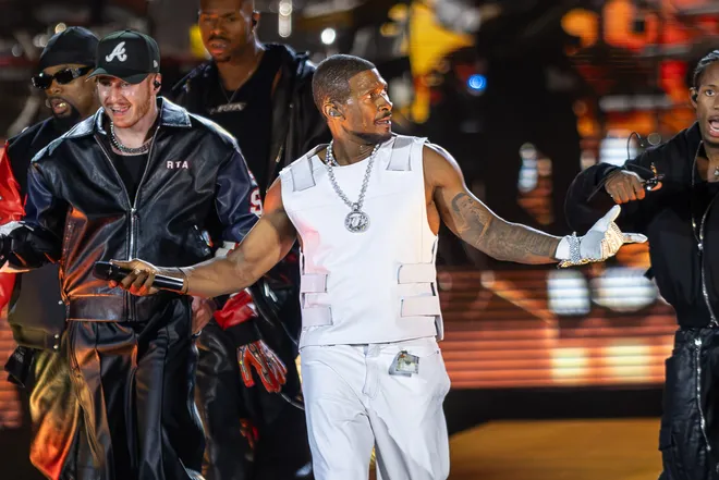 Usher performs during "The R & B Tour" at Sun Bowl Stadium on Saturday, Oct. 3, 2026, in El Paso, Texas.