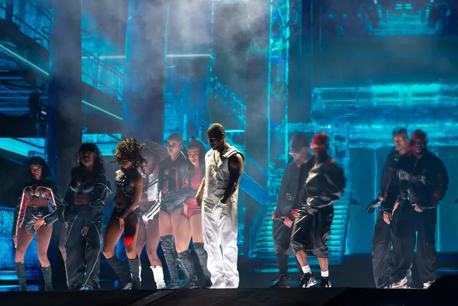 Usher takes the stage during "The R & B Tour" at Sun Bowl Stadium on Saturday, Oct. 3, 2026, in El Paso, Texas.