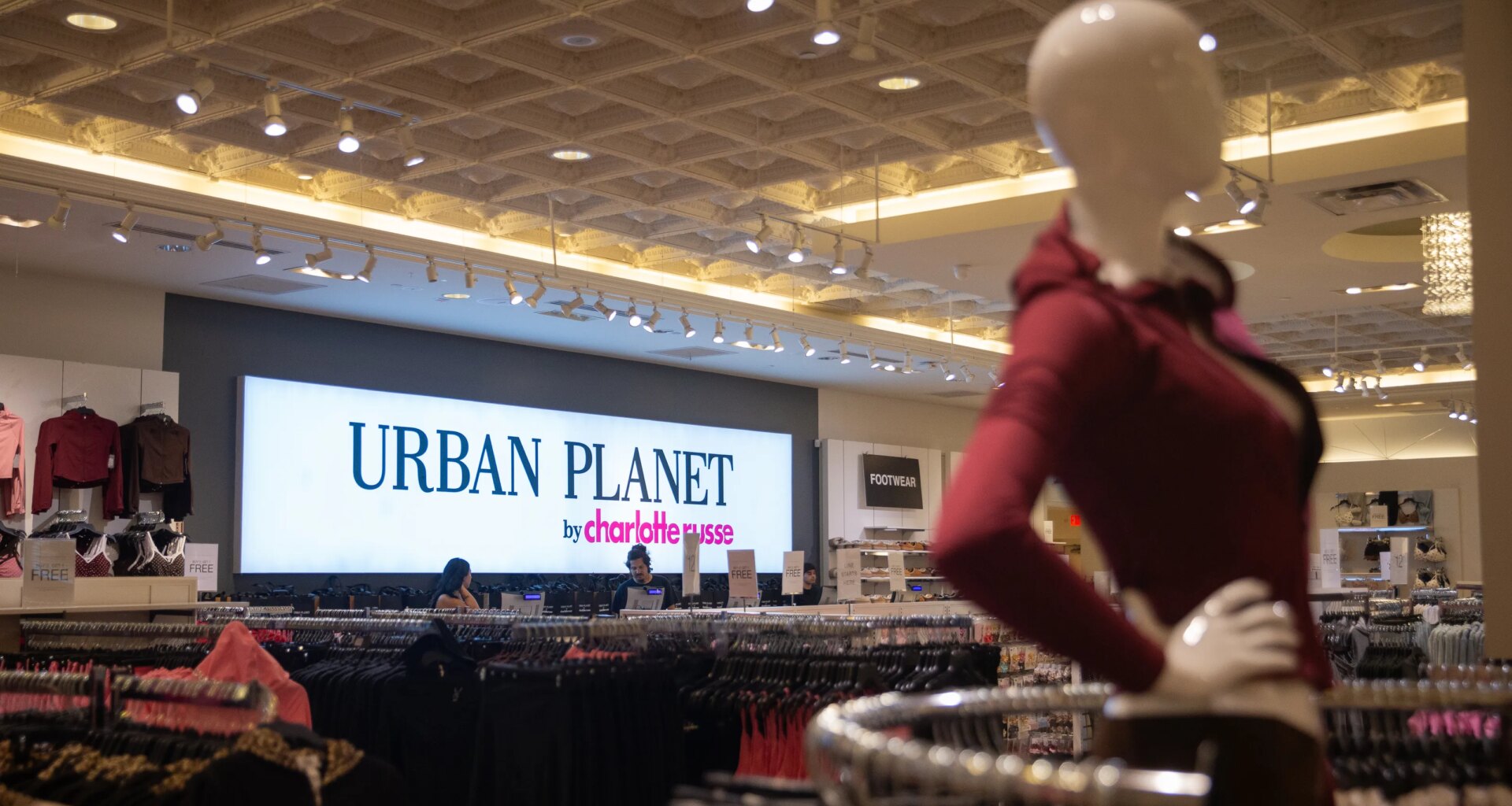 Urban Planet holds grand opening at Corpus Christi's La Palmera