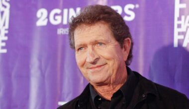 Mac Davis statue approved by city council, looks to honor musician’s legacy