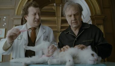 ‘Digger’ Review: Alejandro González Iñárritu’s bewildering satire features a fascinating performance by Tom Cruise
