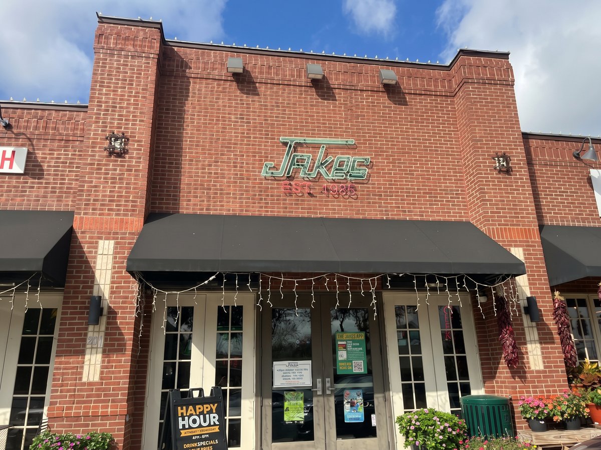 Jakes, Tacos & Avocados Highlight New NRH Restaurant Park