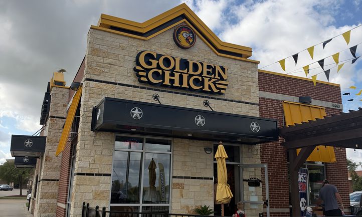 Golden Chick Reopens Golden Triangle Restaurant in Fort Worth Under Corporate Operations