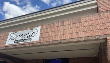 New family-owned Indian restaurant opens near Hulen Mall